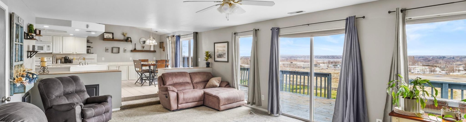 Canyon Ave., Kennewick, Washington 99336, 3 Bedrooms Bedrooms, 0 ,3 BathroomsBathrooms,Houses,For Sale,Canyon Ave.,0,288974