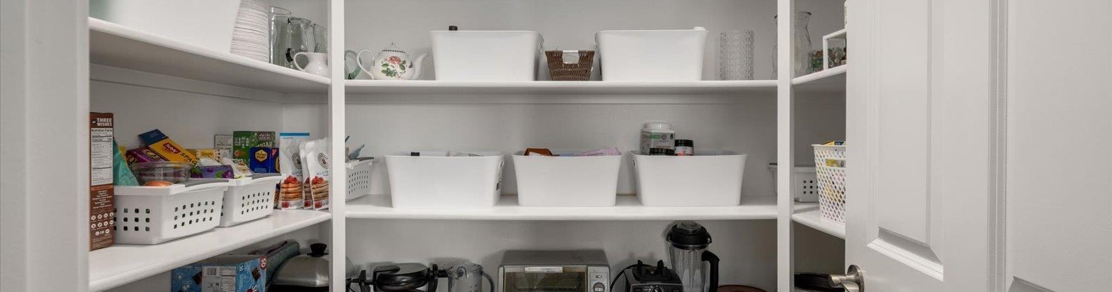 Tillamook Dr, Richland, Washington 99352, 4 Bedrooms Bedrooms, 0 ,2 BathroomsBathrooms,Houses,For Sale,Tillamook Dr,0,288995