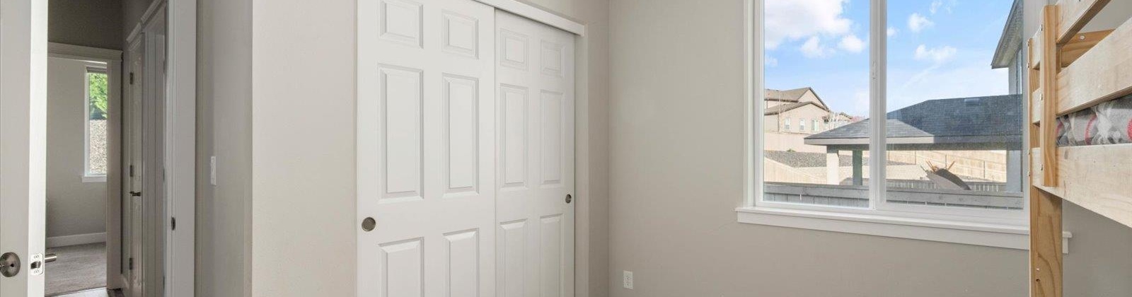 Tillamook Dr, Richland, Washington 99352, 4 Bedrooms Bedrooms, 0 ,2 BathroomsBathrooms,Houses,For Sale,Tillamook Dr,0,288995