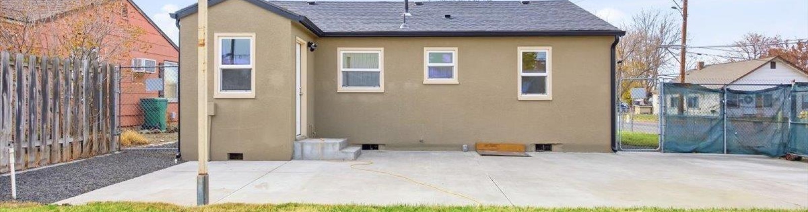Fir St, Kennewick, Washington 99336, 2 Bedrooms Bedrooms, 0 ,1 BathroomBathrooms,Houses,For Sale,Fir St,0,289010