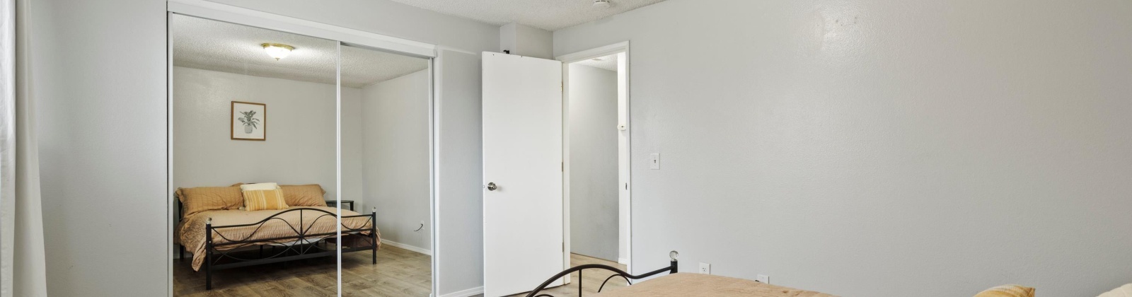 Slyvester St., Pasco, Washington 99301, 2 Bedrooms Bedrooms, 0 ,2 BathroomsBathrooms,Condos/townhomes,For Sale,Slyvester St.,0,289008