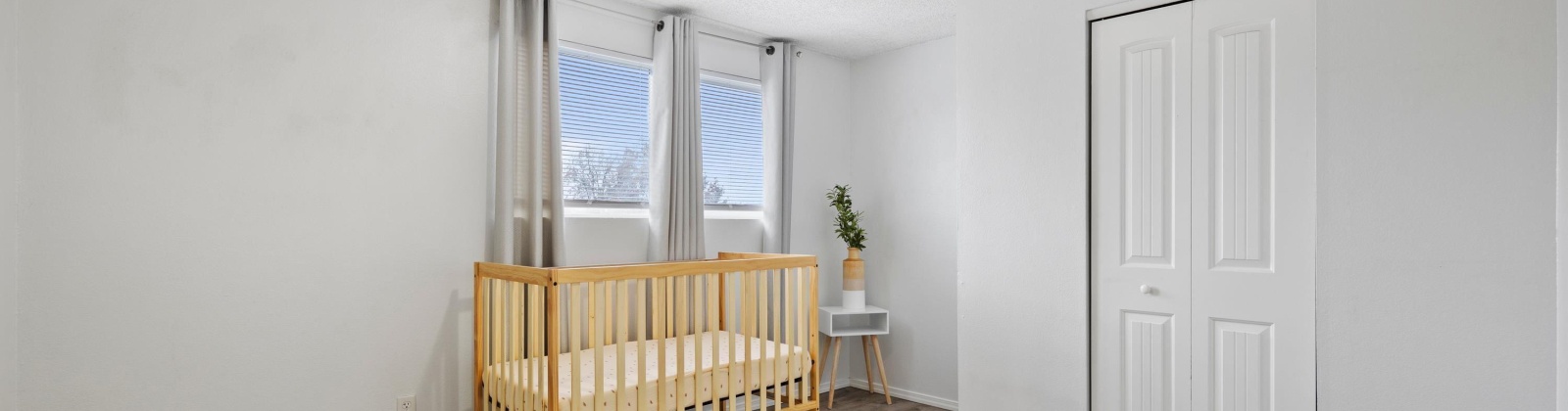 Slyvester St., Pasco, Washington 99301, 2 Bedrooms Bedrooms, 0 ,2 BathroomsBathrooms,Condos/townhomes,For Sale,Slyvester St.,0,289008