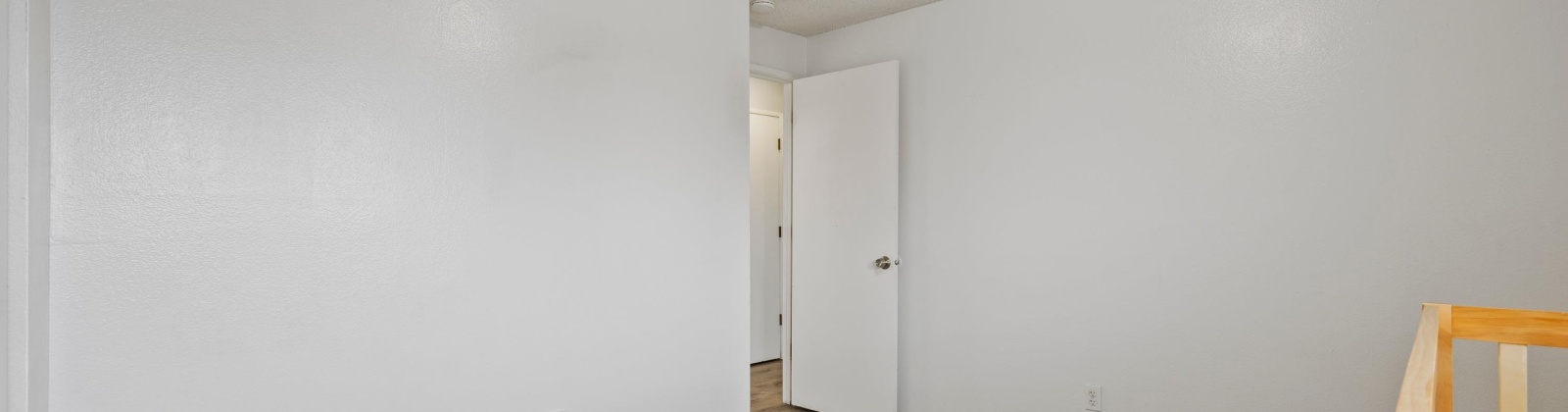 Slyvester St., Pasco, Washington 99301, 2 Bedrooms Bedrooms, 0 ,2 BathroomsBathrooms,Condos/townhomes,For Sale,Slyvester St.,0,289008