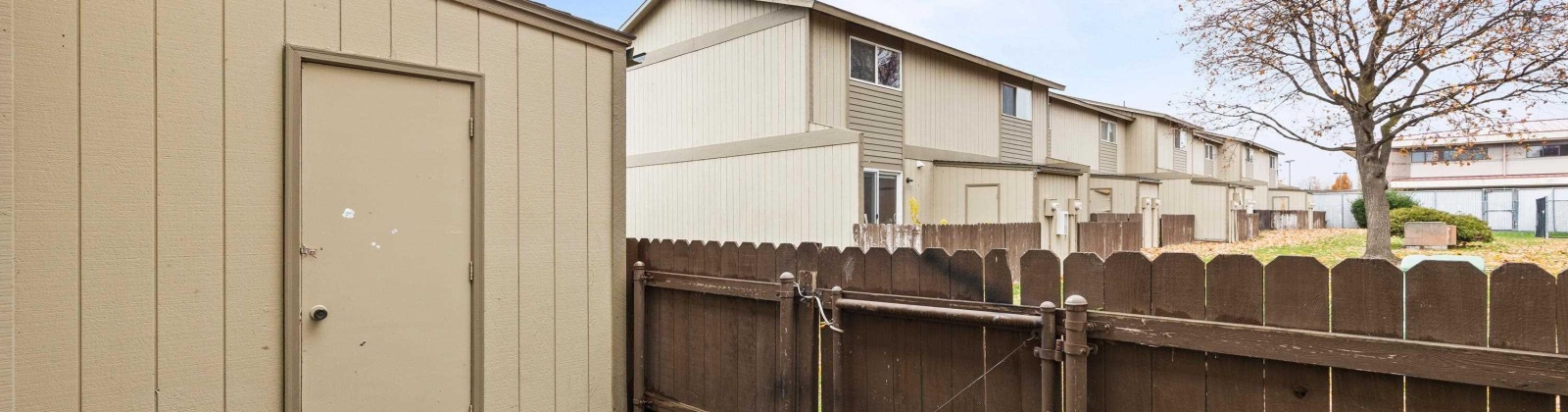 Slyvester St., Pasco, Washington 99301, 2 Bedrooms Bedrooms, 0 ,2 BathroomsBathrooms,Condos/townhomes,For Sale,Slyvester St.,0,289008