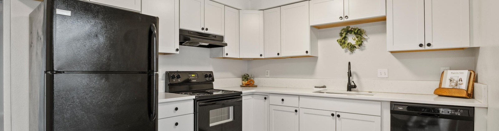 Slyvester St., Pasco, Washington 99301, 2 Bedrooms Bedrooms, 0 ,2 BathroomsBathrooms,Condos/townhomes,For Sale,Slyvester St.,0,289008