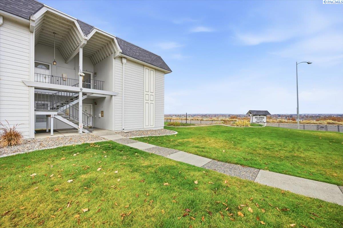 Canal D9, Kennewick, Washington 99336, 1 Bedroom Bedrooms, 0 ,1 BathroomBathrooms,Condos/townhomes,For Sale,Canal D9,0,289032