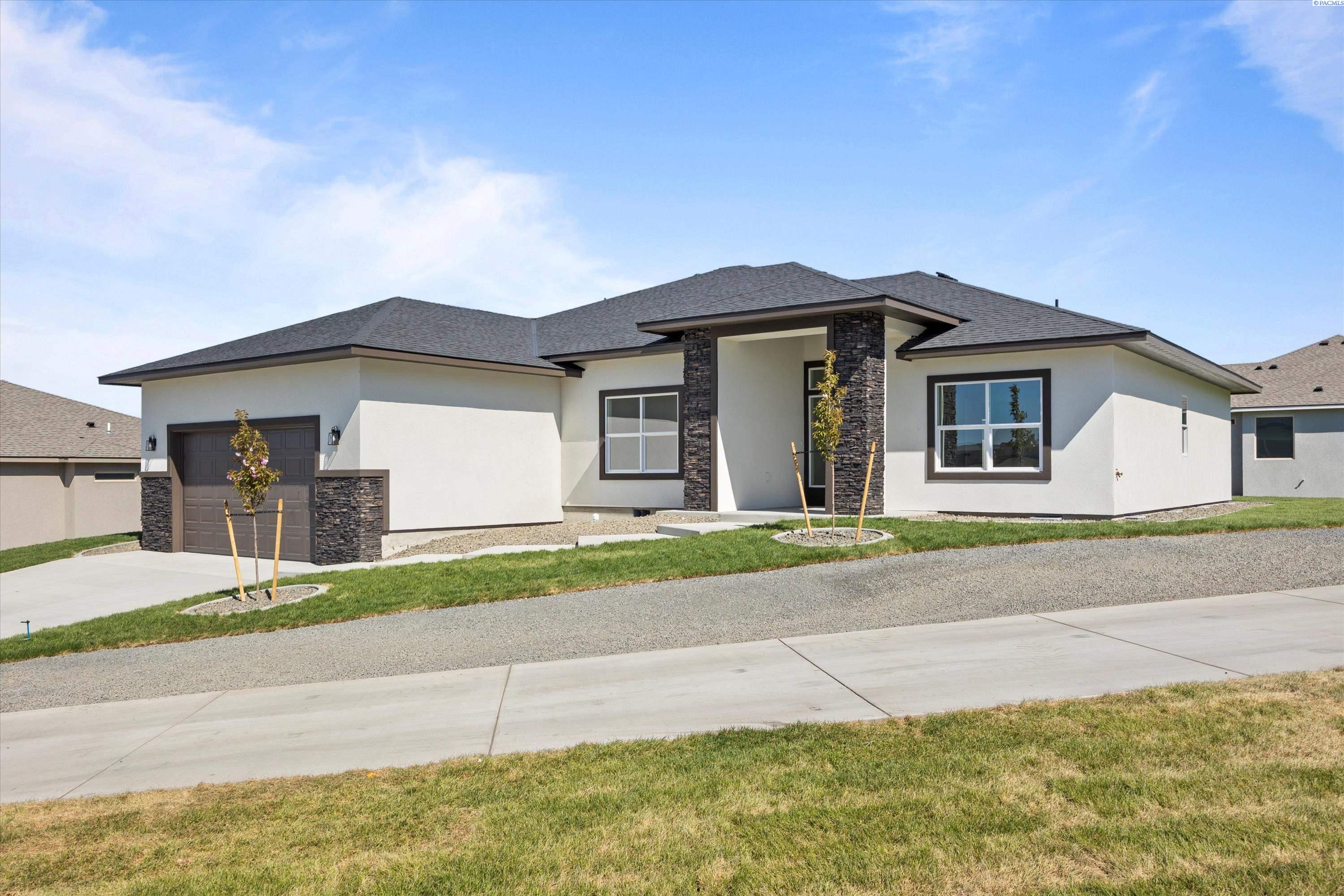 Makah Ct, Richland, Washington 99352, 4 Bedrooms Bedrooms, 0 ,2 BathroomsBathrooms,Houses,For Sale,Makah Ct,0,289049