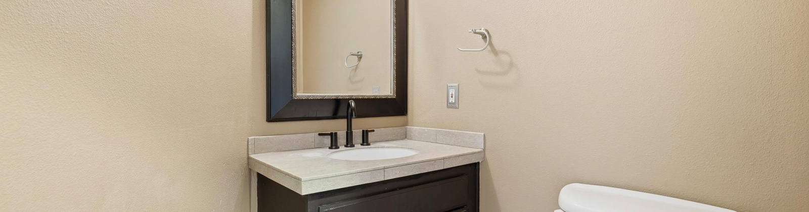 Buttercup Ct, Pasco, Washington 99301, 3 Bedrooms Bedrooms, 0 ,3 BathroomsBathrooms,Houses,For Sale,Buttercup Ct,0,289062