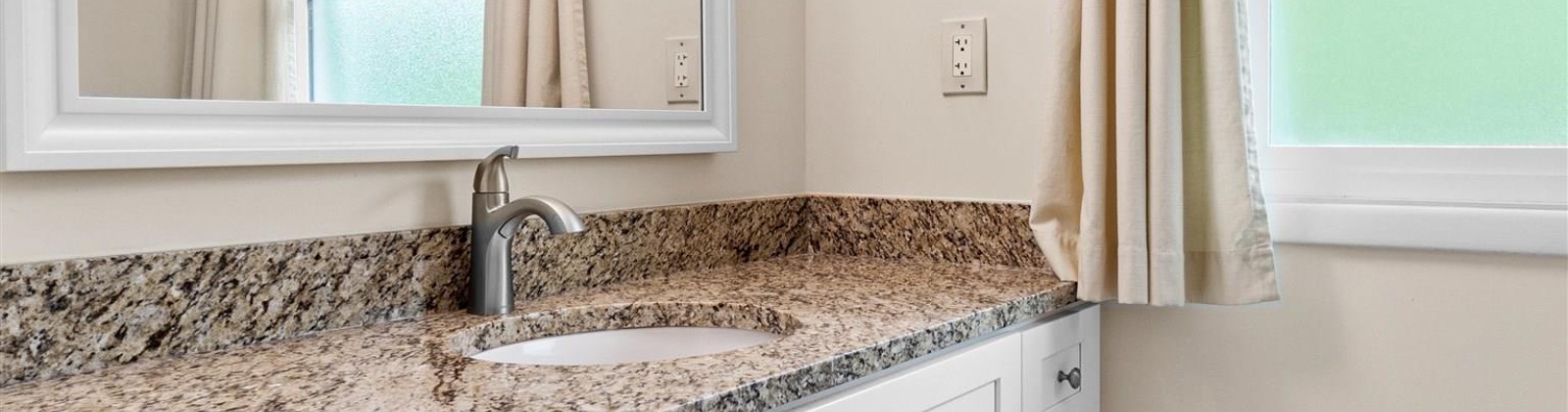 Ione Street, Kennewick, Washington 99337, 3 Bedrooms Bedrooms, 0 ,3 BathroomsBathrooms,Houses,For Sale,Ione Street,0,288807