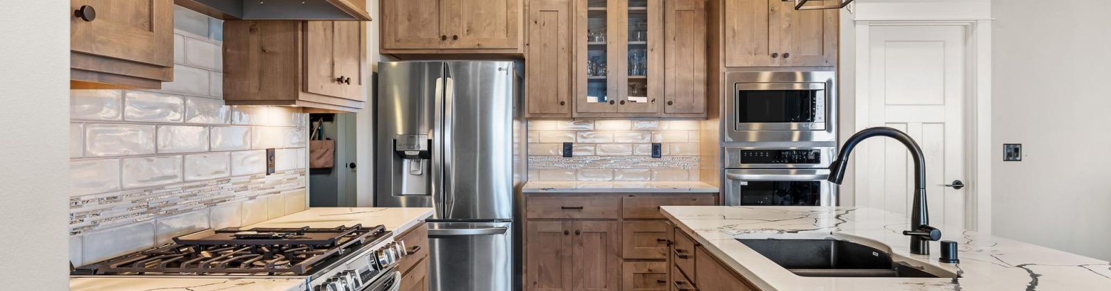 Columbia Bluff Lane, Pasco, Washington 99301, 5 Bedrooms Bedrooms, 0 ,3 BathroomsBathrooms,Houses,For Sale,Columbia Bluff Lane,0,289068