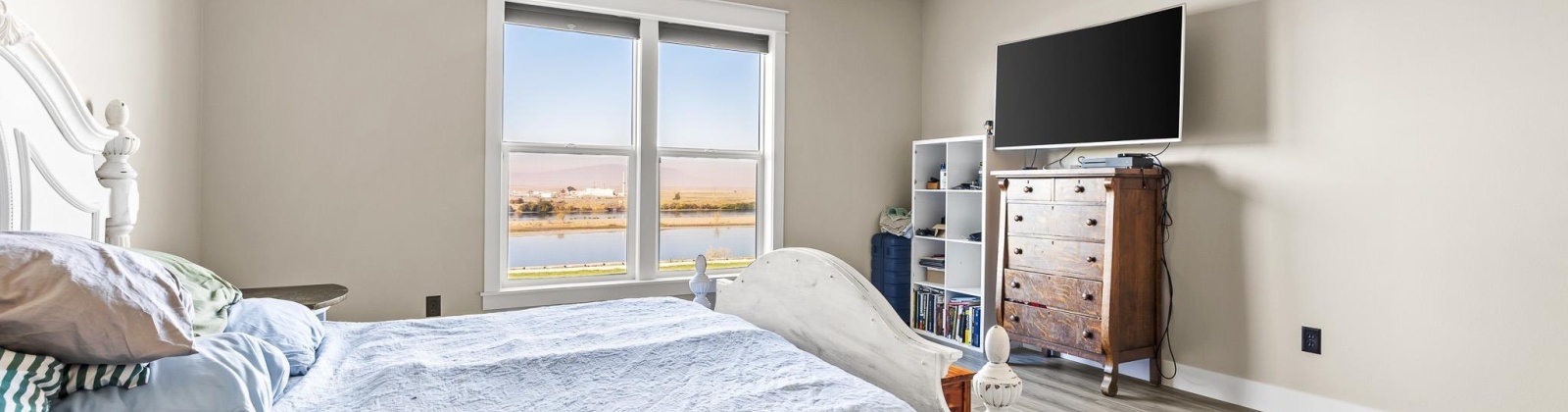 Columbia Bluff Lane, Pasco, Washington 99301, 5 Bedrooms Bedrooms, 0 ,3 BathroomsBathrooms,Houses,For Sale,Columbia Bluff Lane,0,289068