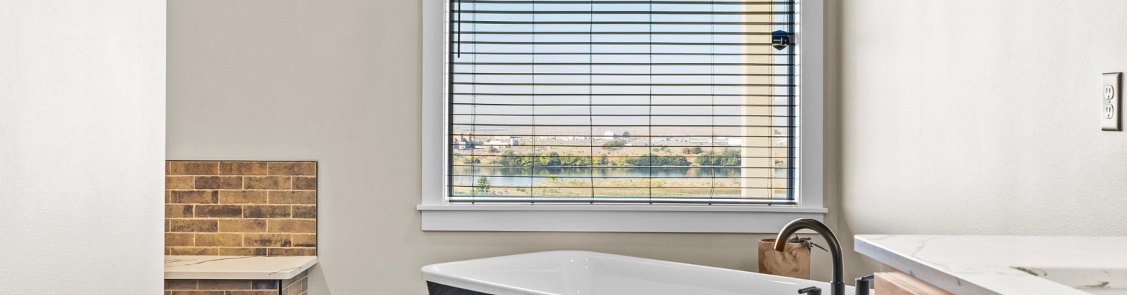 Columbia Bluff Lane, Pasco, Washington 99301, 5 Bedrooms Bedrooms, 0 ,3 BathroomsBathrooms,Houses,For Sale,Columbia Bluff Lane,0,289068