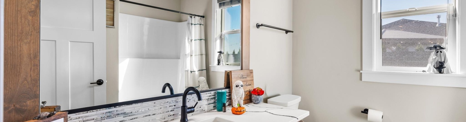 Columbia Bluff Lane, Pasco, Washington 99301, 5 Bedrooms Bedrooms, 0 ,3 BathroomsBathrooms,Houses,For Sale,Columbia Bluff Lane,0,289068