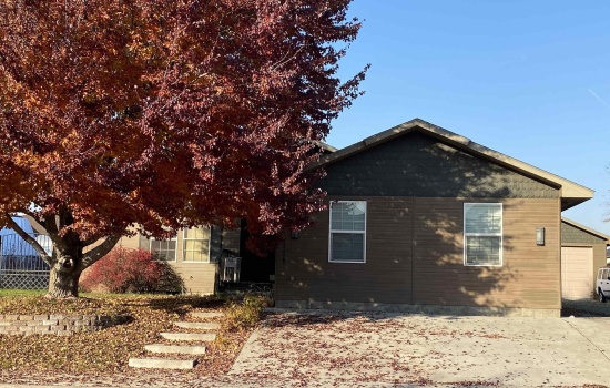 Hilltop Drive, Pasco, Washington 99301, 4 Bedrooms Bedrooms, 0 ,3 BathroomsBathrooms,Houses,For Sale,Hilltop Drive,0,289076