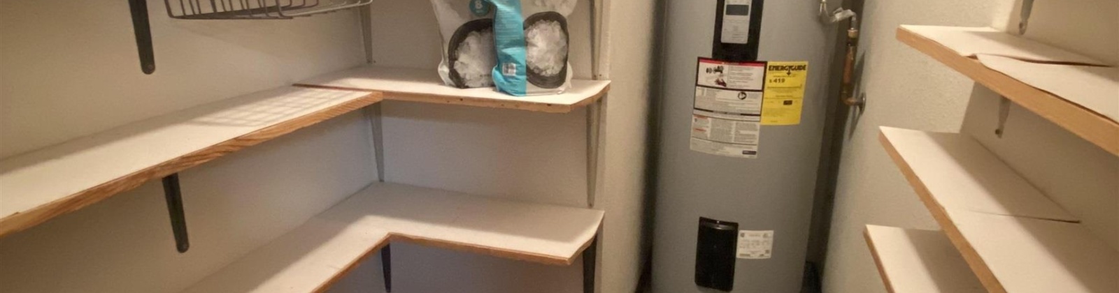 Hilltop Drive, Pasco, Washington 99301, 4 Bedrooms Bedrooms, 0 ,3 BathroomsBathrooms,Houses,For Sale,Hilltop Drive,0,289076