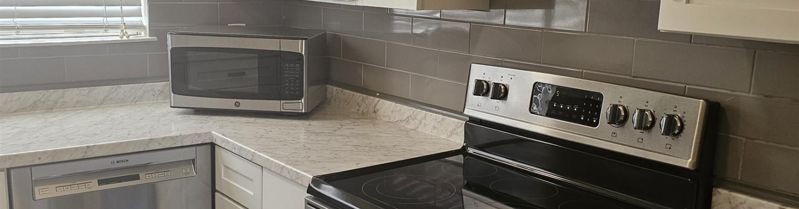 KENNEWICK AVE, Kennewick, Washington 99336, 3 Bedrooms Bedrooms, 0 ,2 BathroomsBathrooms,Condos/townhomes,For Sale,KENNEWICK AVE,0,289075