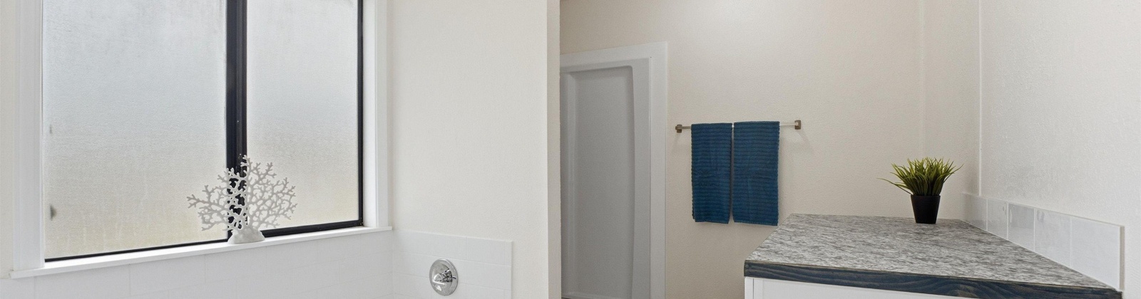 19th Ave, Kennewick, Washington 99338, 3 Bedrooms Bedrooms, 0 ,2 BathroomsBathrooms,Manufactured Homes,For Sale,19th Ave,0,289073