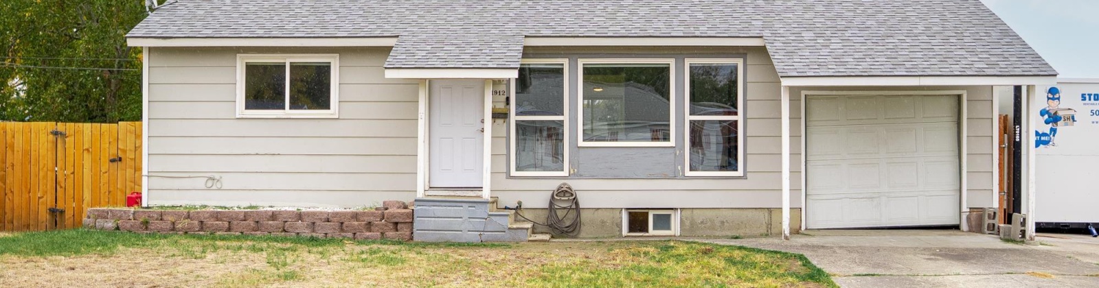 Hood Ave, Richland, Washington 99354-2232, 5 Bedrooms Bedrooms, 0 ,3 BathroomsBathrooms,Houses,For Sale,Hood Ave,0,288636