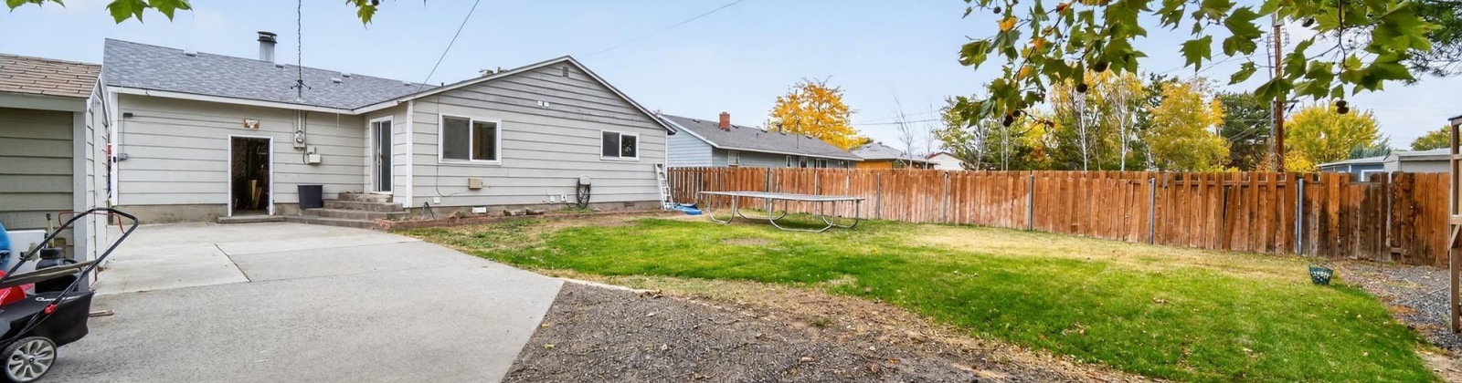 Hood Ave, Richland, Washington 99354-2232, 5 Bedrooms Bedrooms, 0 ,3 BathroomsBathrooms,Houses,For Sale,Hood Ave,0,288636