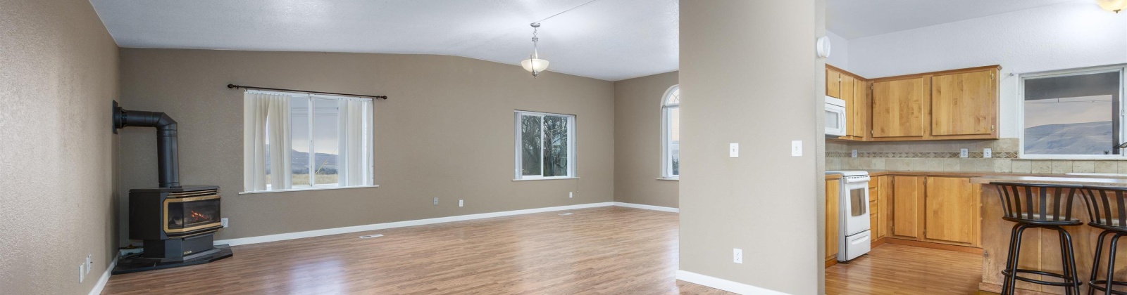 Acord Road, Benton City, Washington 99320, 3 Bedrooms Bedrooms, 0 ,3 BathroomsBathrooms,Houses,For Sale,Acord Road,0,289109