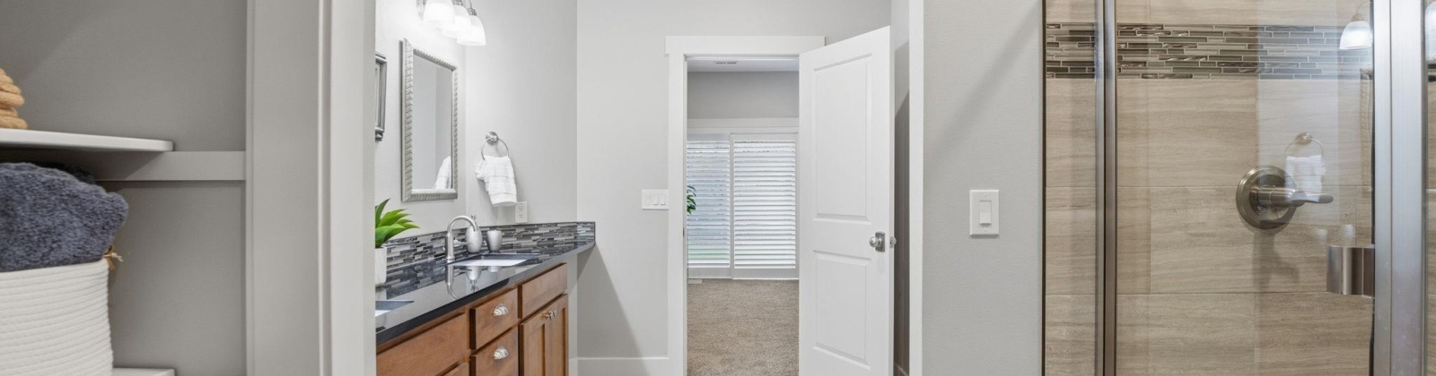 Kennewick, Washington 99336, 3 Bedrooms Bedrooms, 0 ,2 BathroomsBathrooms,Houses,For Sale,0,289108