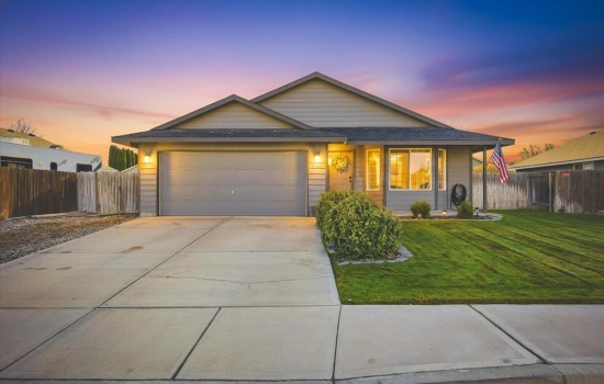 Robinson Dr, Pasco, Washington 99301, 3 Bedrooms Bedrooms, 0 ,2 BathroomsBathrooms,Houses,For Sale,Robinson Dr,0,289094