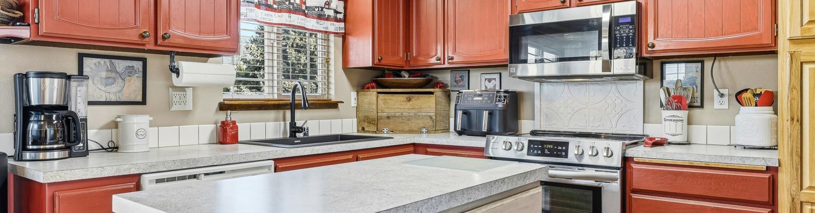 Bell St, Pasco, Washington 99301, 4 Bedrooms Bedrooms, 0 ,2 BathroomsBathrooms,Houses,For Sale,Bell St,0,289097