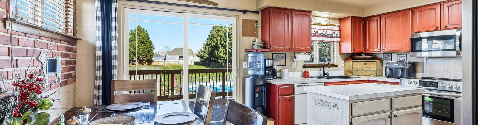 Bell St, Pasco, Washington 99301, 4 Bedrooms Bedrooms, 0 ,2 BathroomsBathrooms,Houses,For Sale,Bell St,0,289097