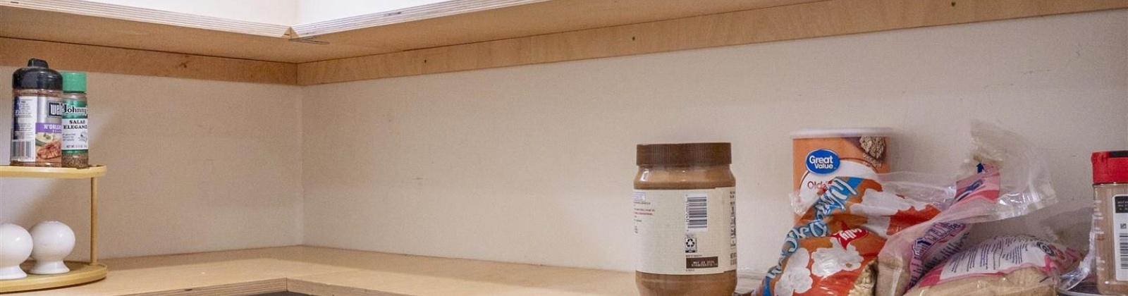 Van Belle Road, Sunnyside, Washington 98944, 3 Bedrooms Bedrooms, 0 ,2 BathroomsBathrooms,Houses,For Sale,Van Belle Road,0,289099