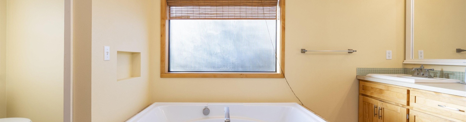 Van Belle Road, Sunnyside, Washington 98944, 3 Bedrooms Bedrooms, 0 ,2 BathroomsBathrooms,Houses,For Sale,Van Belle Road,0,289099