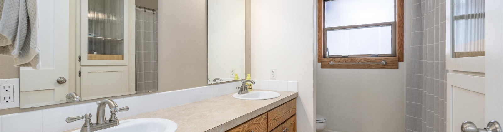 Van Belle Road, Sunnyside, Washington 98944, 3 Bedrooms Bedrooms, 0 ,2 BathroomsBathrooms,Houses,For Sale,Van Belle Road,0,289099