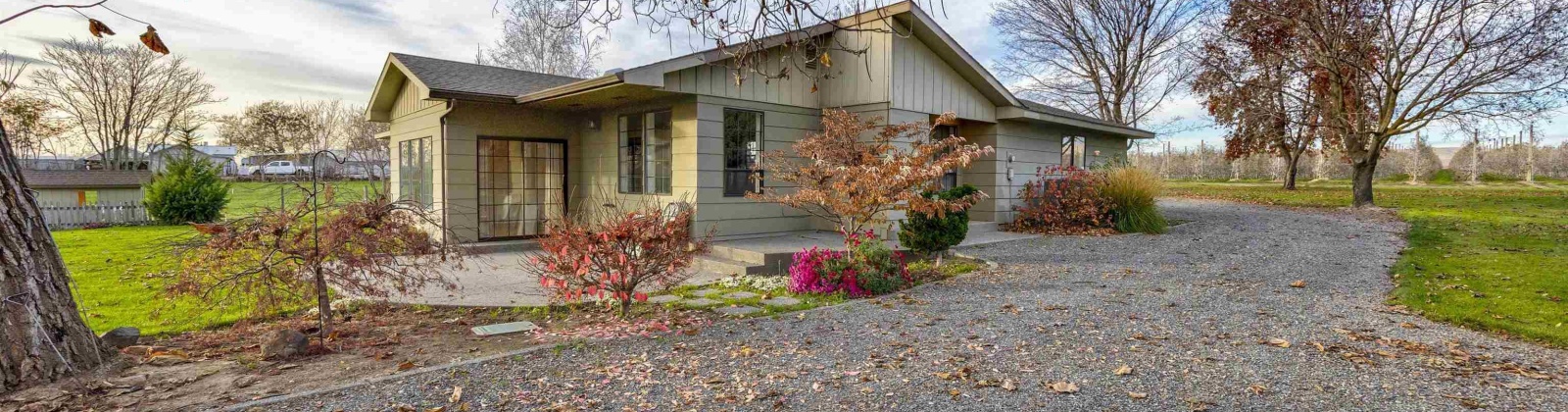 Van Belle Road, Sunnyside, Washington 98944, 3 Bedrooms Bedrooms, 0 ,2 BathroomsBathrooms,Houses,For Sale,Van Belle Road,0,289099
