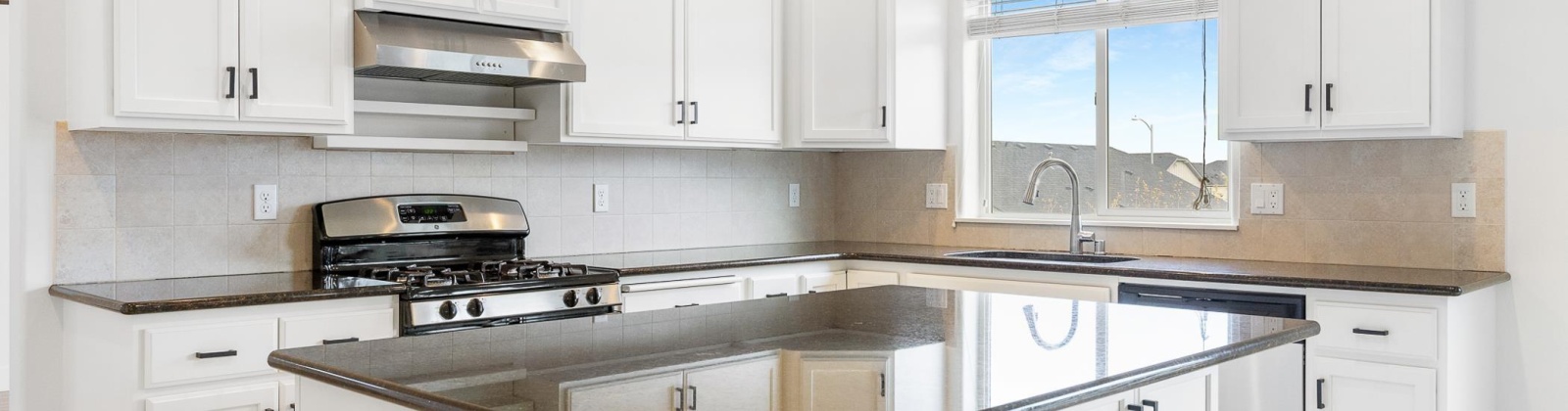 Dawes St, Kennewick, Washington 99338, 4 Bedrooms Bedrooms, 0 ,4 BathroomsBathrooms,Houses,For Sale,Dawes St,0,289123