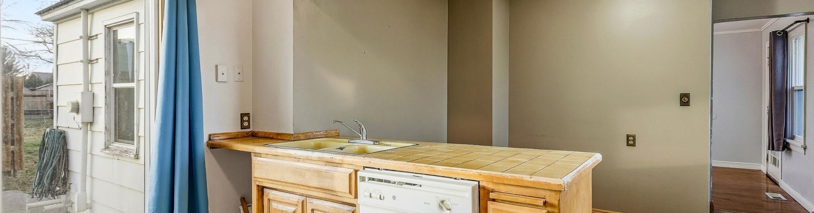 Alder Street, Kennewick, Washington 99336, 4 Bedrooms Bedrooms, 0 ,1 BathroomBathrooms,Houses,For Sale,Alder Street,0,289116