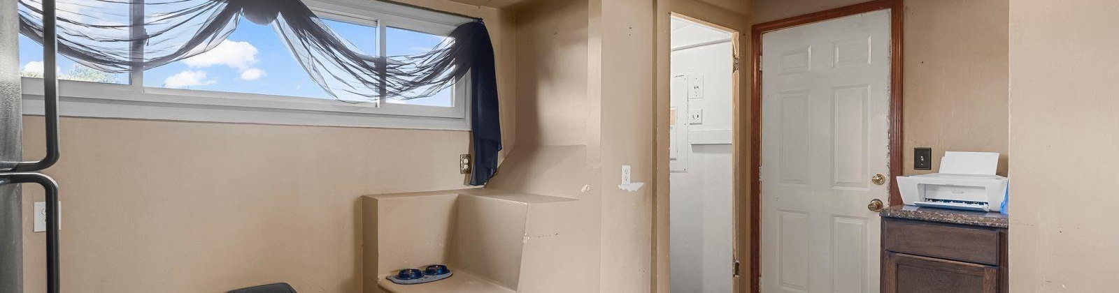 52nd Avenue, Yakima, Washington 98908, 2 Bedrooms Bedrooms, 0 ,1 BathroomBathrooms,Houses,For Sale,52nd Avenue,0,289119