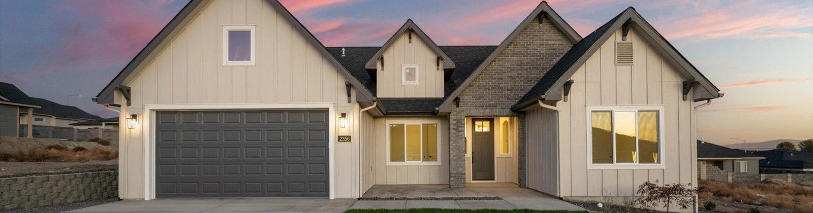 Upriver, Richland, Washington 99352, 5 Bedrooms Bedrooms, 0 ,3 BathroomsBathrooms,Houses,For Sale,Upriver,0,287552