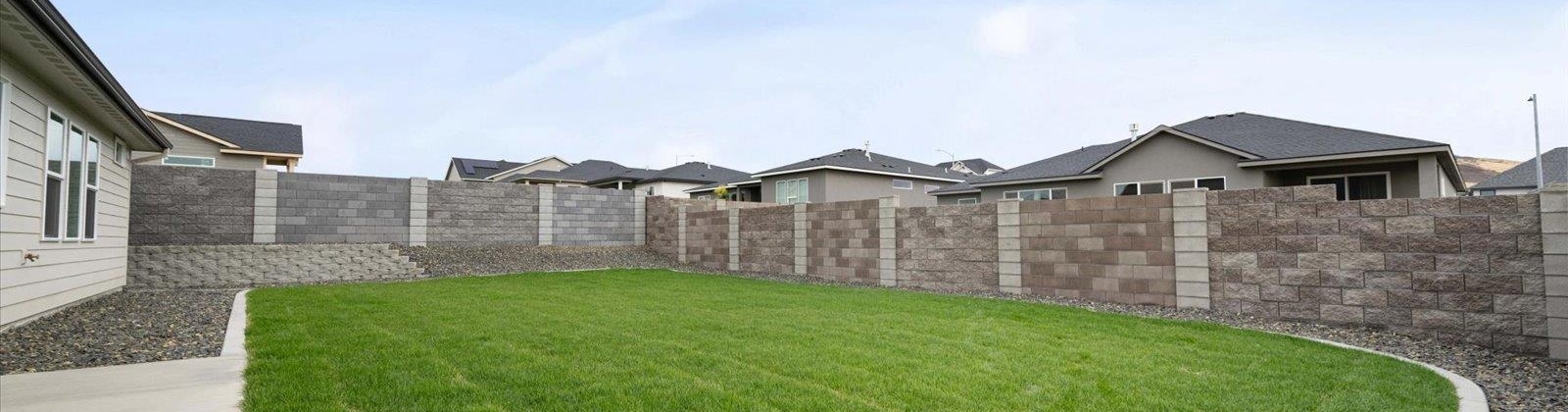 Upriver, Richland, Washington 99352, 5 Bedrooms Bedrooms, 0 ,3 BathroomsBathrooms,Houses,For Sale,Upriver,0,287552