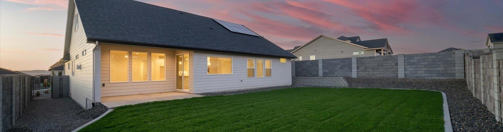 Upriver, Richland, Washington 99352, 5 Bedrooms Bedrooms, 0 ,3 BathroomsBathrooms,Houses,For Sale,Upriver,0,287552