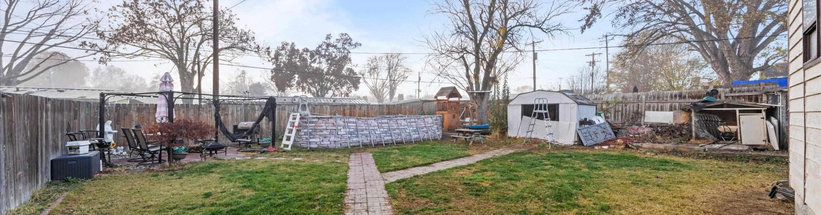 4th Ave, Kennewick, Washington 99336, 3 Bedrooms Bedrooms, 0 ,1 BathroomBathrooms,Houses,For Sale,4th Ave,0,289132