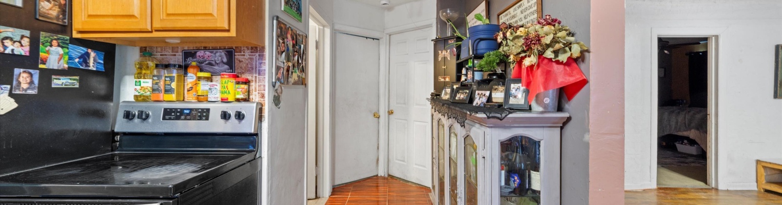 4th Ave, Kennewick, Washington 99336, 3 Bedrooms Bedrooms, 0 ,1 BathroomBathrooms,Houses,For Sale,4th Ave,0,289132