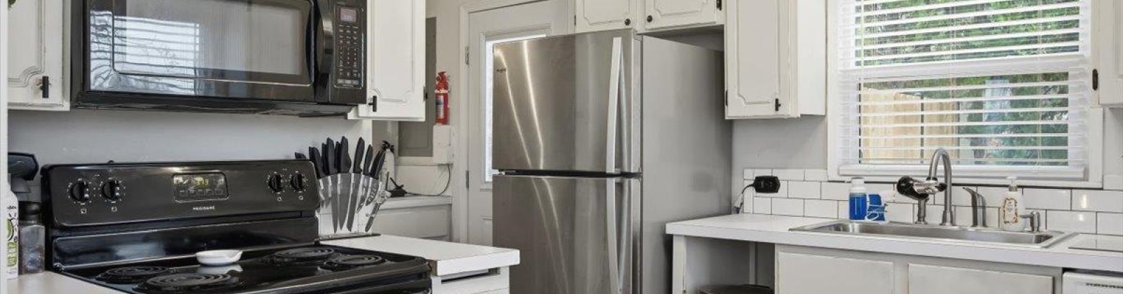 Thayer Dr, Richland, Washington 99352, 2 Bedrooms Bedrooms, 0 ,1 BathroomBathrooms,Houses,For Sale,Thayer Dr,0,289129