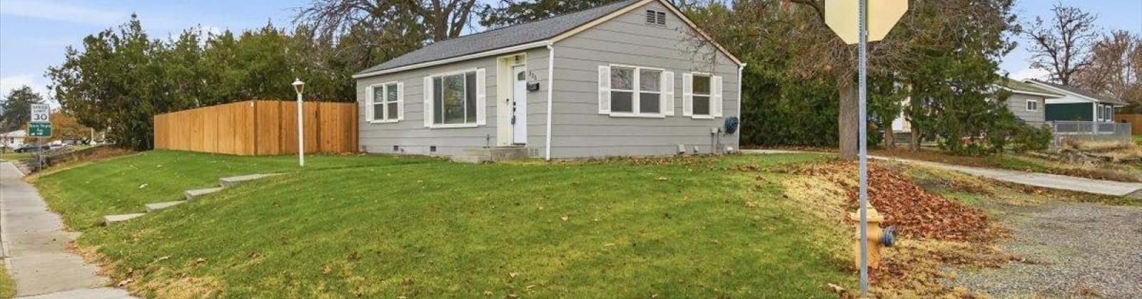 Thayer Dr, Richland, Washington 99352, 2 Bedrooms Bedrooms, 0 ,1 BathroomBathrooms,Houses,For Sale,Thayer Dr,0,289129