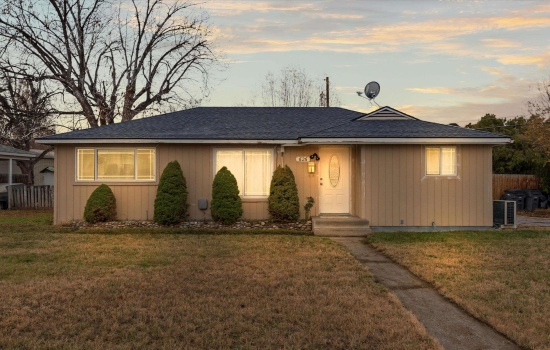 Everett St, Kennewick, Washington 99336-5670, 3 Bedrooms Bedrooms, 0 ,1 BathroomBathrooms,Houses,For Sale,Everett St,0,289124