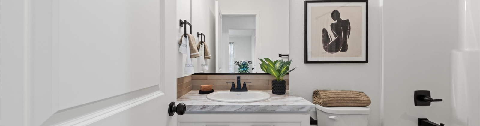 6th Place, Kennewick, Washington 99336, 3 Bedrooms Bedrooms, 0 ,3 BathroomsBathrooms,Houses,For Sale,6th Place,0,289136