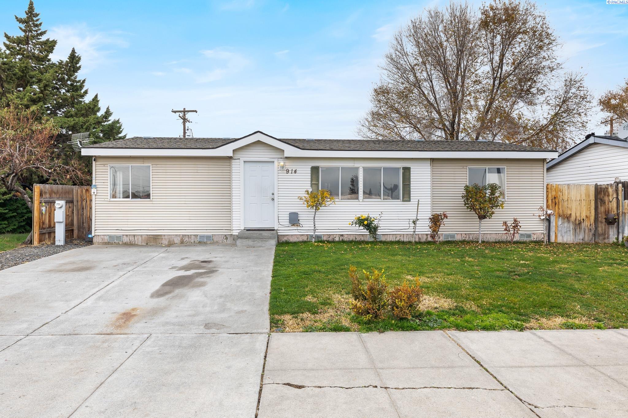 4th Ave, Pasco, Washington 99301, 3 Bedrooms Bedrooms, 0 ,2 BathroomsBathrooms,Manufactured Homes,For Sale,4th Ave,0,289152