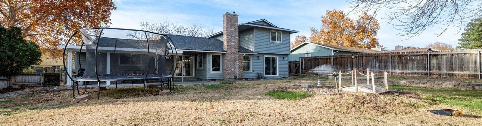 Dove Ln, West Richland, Washington 99353, 4 Bedrooms Bedrooms, 0 ,3 BathroomsBathrooms,Houses,For Sale,Dove Ln,0,289146