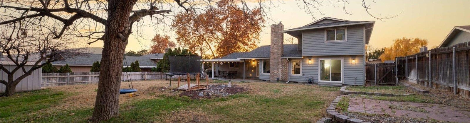 Dove Ln, West Richland, Washington 99353, 4 Bedrooms Bedrooms, 0 ,3 BathroomsBathrooms,Houses,For Sale,Dove Ln,0,289146