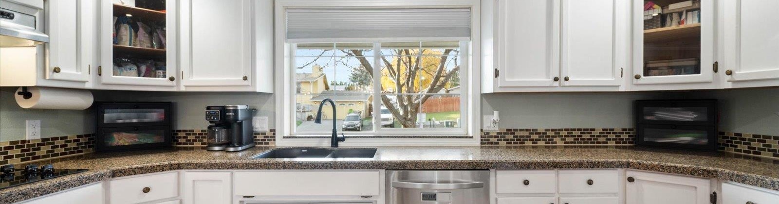 Dove Ln, West Richland, Washington 99353, 4 Bedrooms Bedrooms, 0 ,3 BathroomsBathrooms,Houses,For Sale,Dove Ln,0,289146