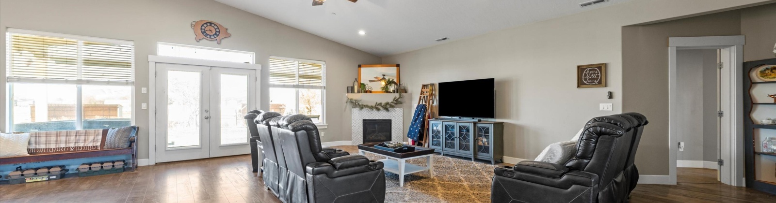 Snively, West Richland, Washington 99353, 3 Bedrooms Bedrooms, 0 ,3 BathroomsBathrooms,Houses,For Sale,Snively,0,289155