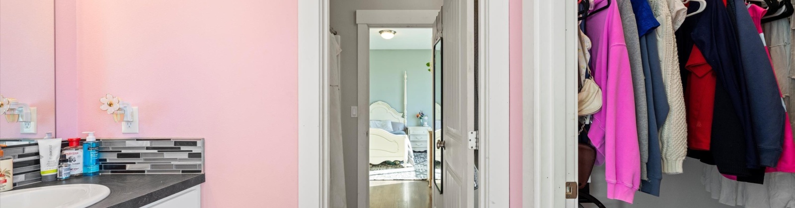 Snively, West Richland, Washington 99353, 3 Bedrooms Bedrooms, 0 ,3 BathroomsBathrooms,Houses,For Sale,Snively,0,289155